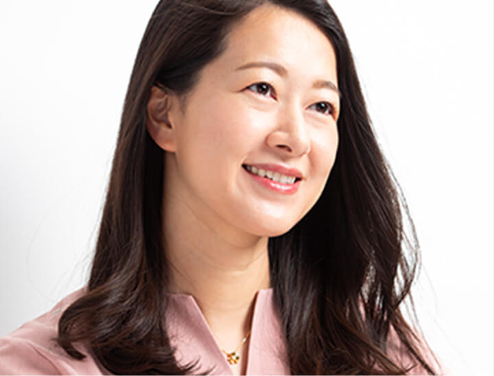 女性皮膚科専門医による診療